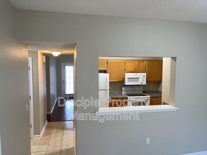 *MOVE-IN SPECIAL!* 1/2 off the first month's rent with a signed lease by 01/16/2026 for Savage Creek Apt 7D - Upstairs Unit property image