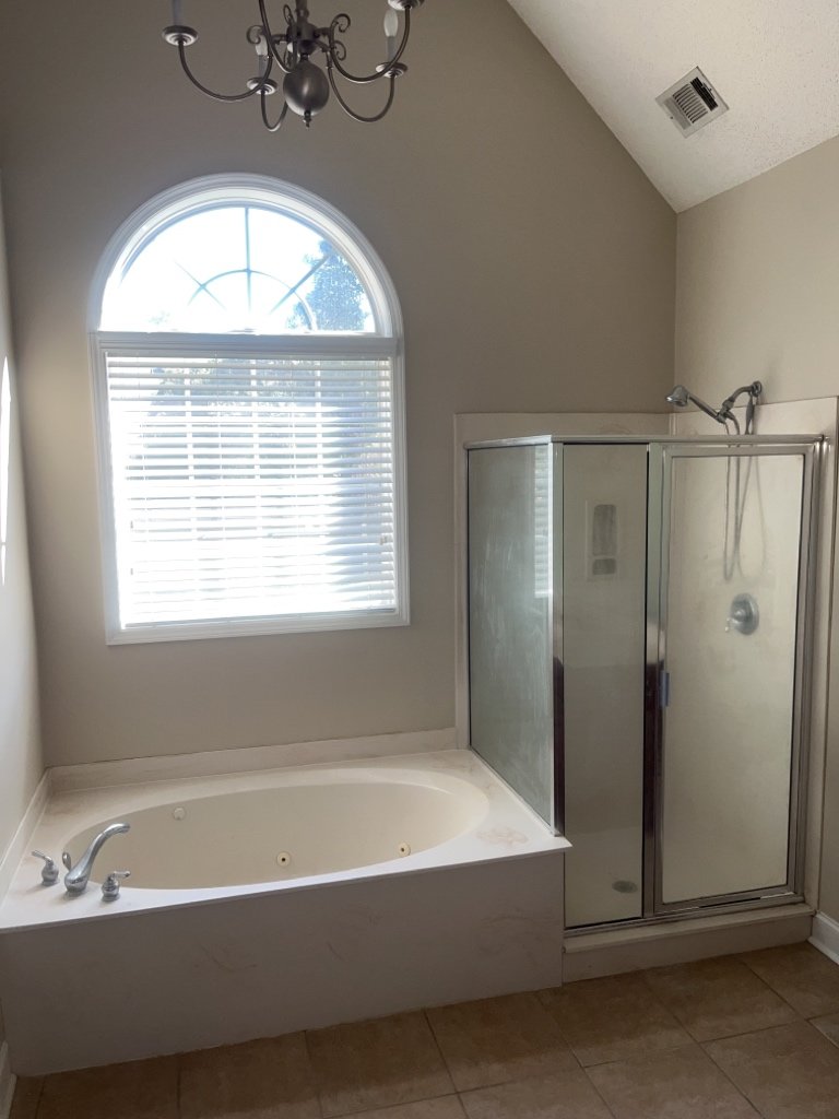 *Available Now* 186 Bristol Way property image