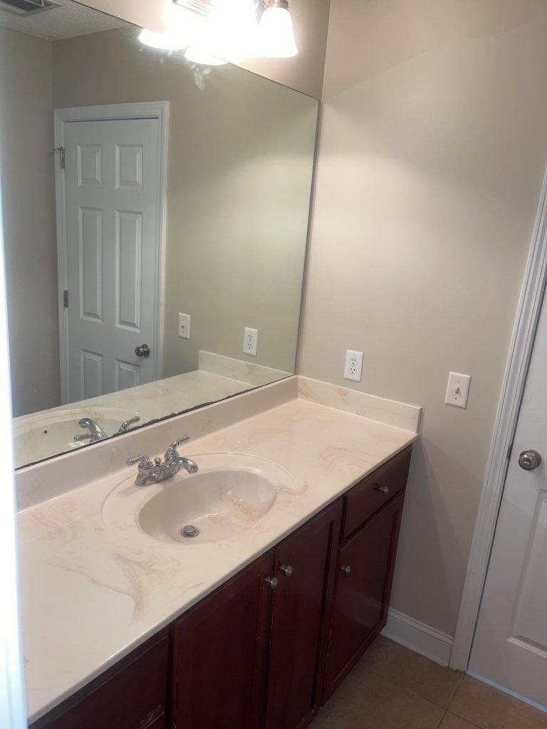 *Available Now* 186 Bristol Way property image