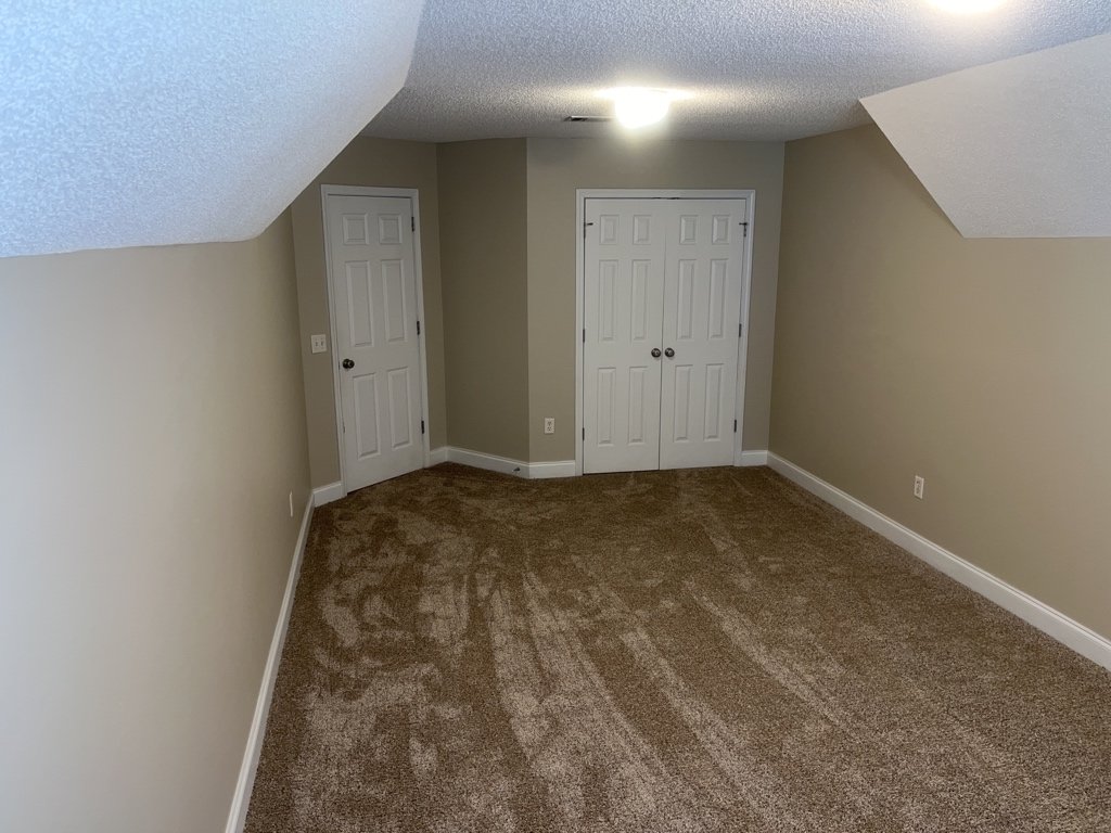 *Available Now* 186 Bristol Way property image