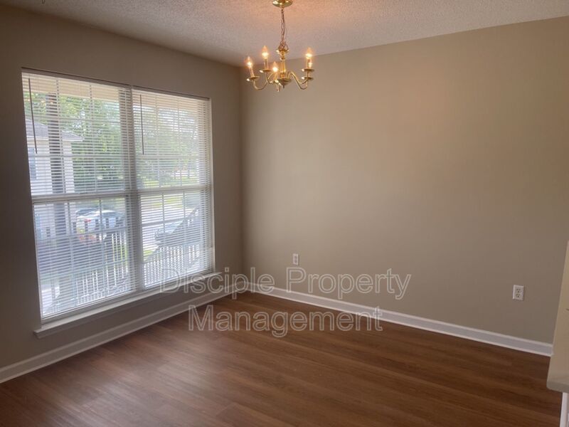 *MOVE-IN SPECIAL!* 1/2 off the first month's rent with a signed lease by 03/06/2026 for Savage Creek Apartment 2D, Upstairs property image