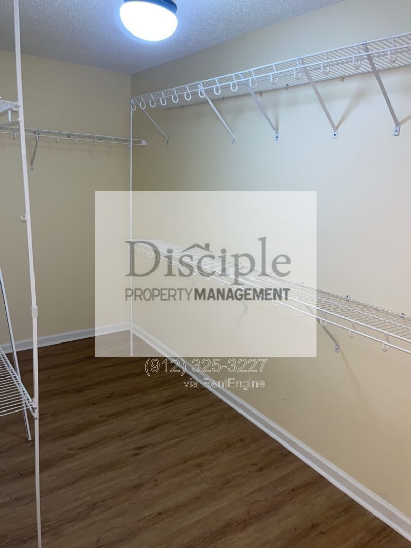 *RENT REDUCTION WITH MOVE-IN SPECIAL!* 1/2 off the first month's rent with a signed lease by 04/17/2026 for 295 Creekside Circle property image