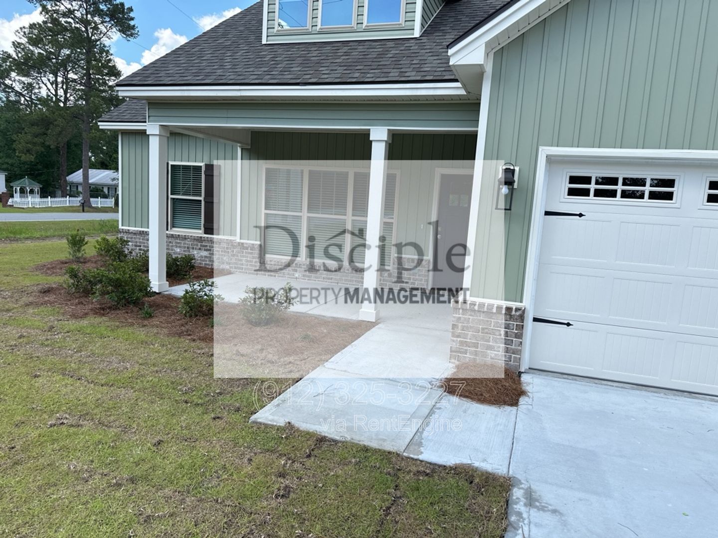 *JUST REDUCED WITH MOVE-IN SPECIAL! $500 off of first month's rent with a signed lease by 07/17/2026* - 15 Ennis Road property image