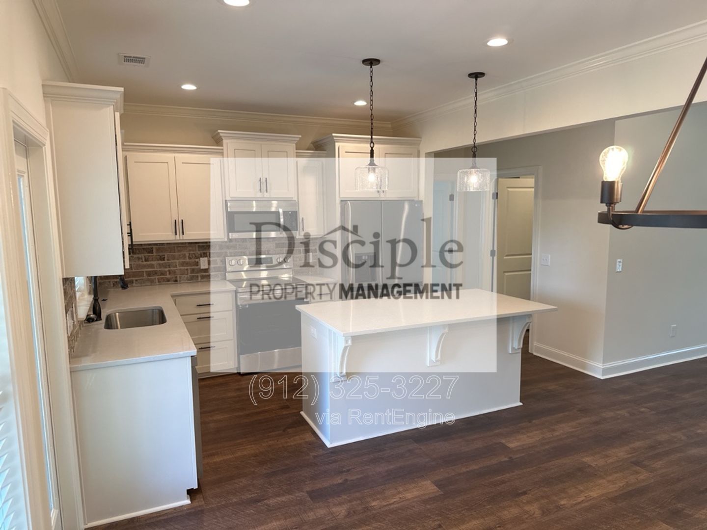 *JUST REDUCED WITH MOVE-IN SPECIAL! $500 off of first month's rent with a signed lease by 07/17/2026* - 15 Ennis Road property image