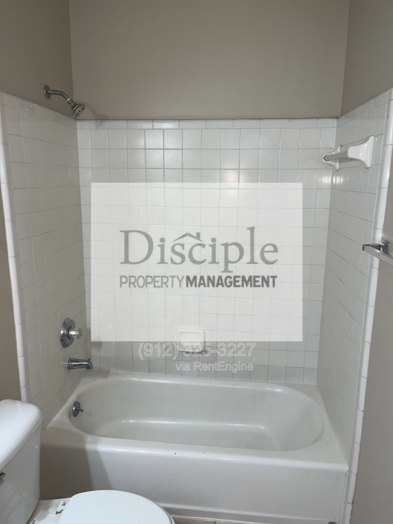*MOVE-IN SPECIAL!* 1/2 off the first month's rent with a signed lease by 07/17/2026 for Savage Creek, 8B - Downstairs property image