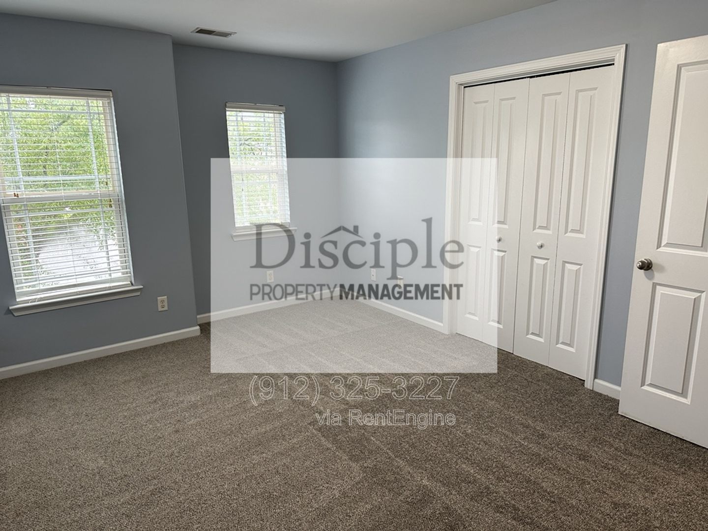 *Available Now!* - 250 SUMMER HILL WAY property image