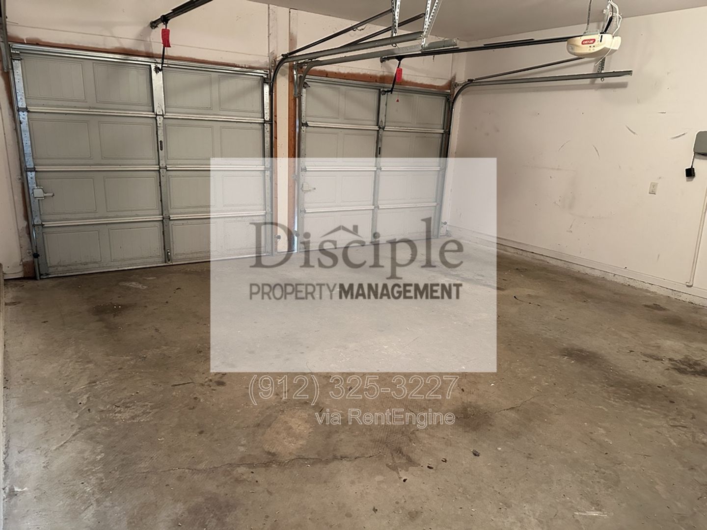 *Available Now!* - 250 SUMMER HILL WAY property image