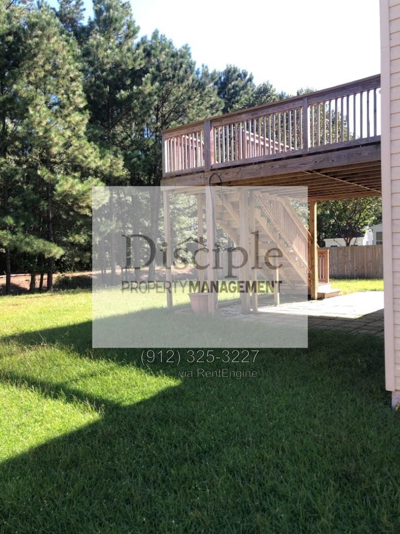*RENT REDUCTION W/ MOVE-IN SPECIAL!* $500 off of first month's rent with a signed lease by 10/23/2026 - 29 Dee Henderson Drive - Richmond Place Neighborhood property image