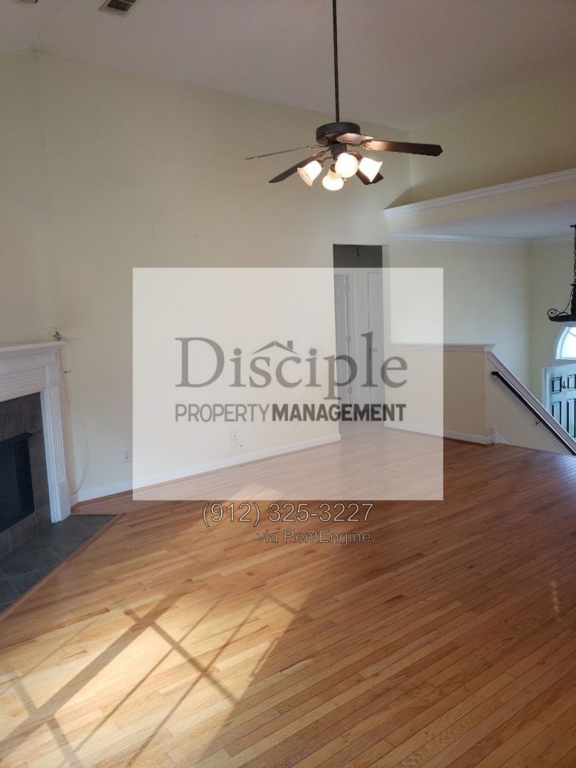 *RENT REDUCTION W/ MOVE-IN SPECIAL!* $500 off of first month's rent with a signed lease by 10/23/2026 - 29 Dee Henderson Drive - Richmond Place Neighborhood property image