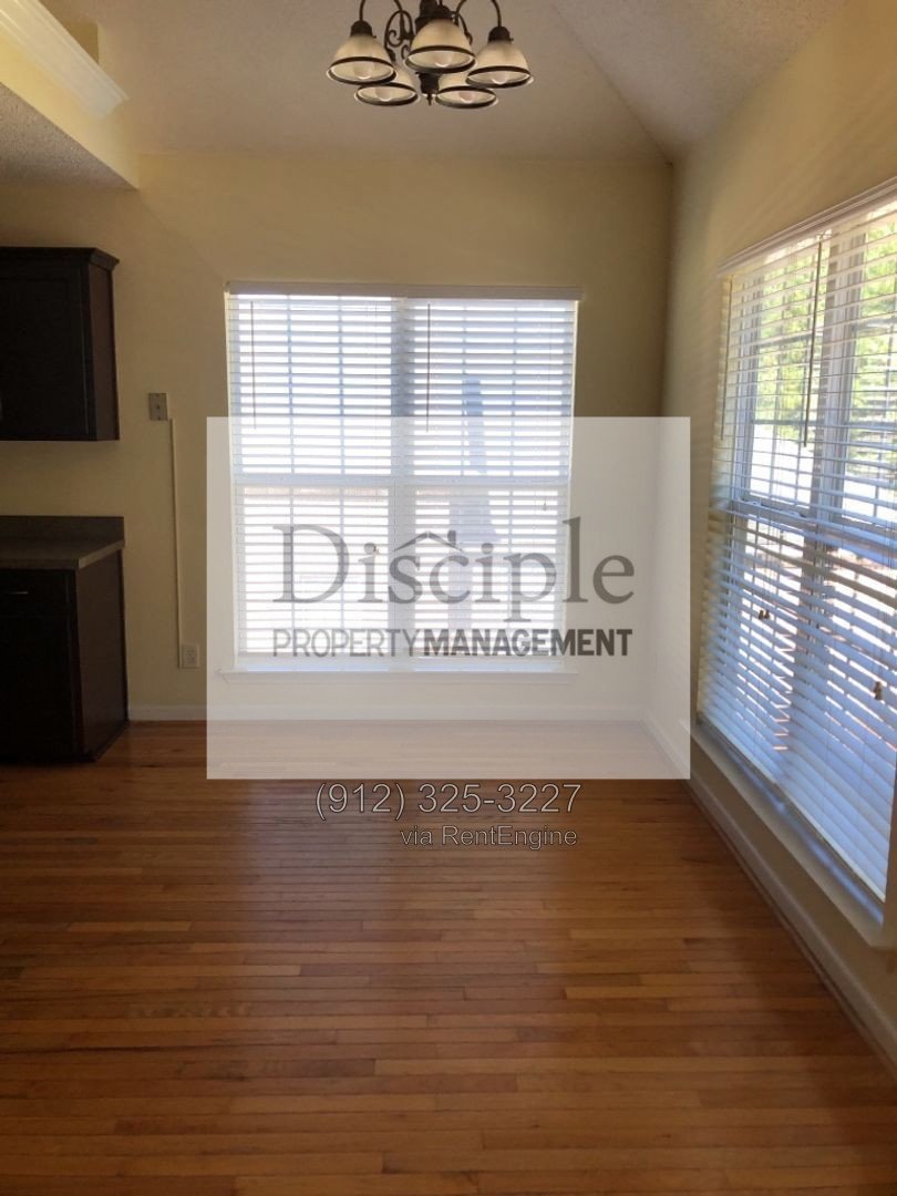*RENT REDUCTION W/ MOVE-IN SPECIAL!* $500 off of first month's rent with a signed lease by 10/23/2026 - 29 Dee Henderson Drive - Richmond Place Neighborhood property image