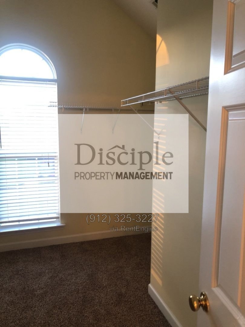*RENT REDUCTION W/ MOVE-IN SPECIAL!* $500 off of first month's rent with a signed lease by 10/23/2026 - 29 Dee Henderson Drive - Richmond Place Neighborhood property image