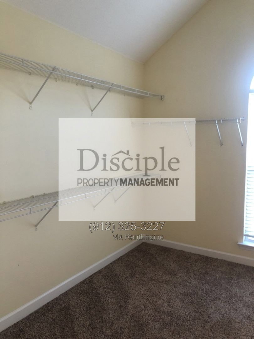 *RENT REDUCTION W/ MOVE-IN SPECIAL!* $500 off of first month's rent with a signed lease by 10/23/2026 - 29 Dee Henderson Drive - Richmond Place Neighborhood property image