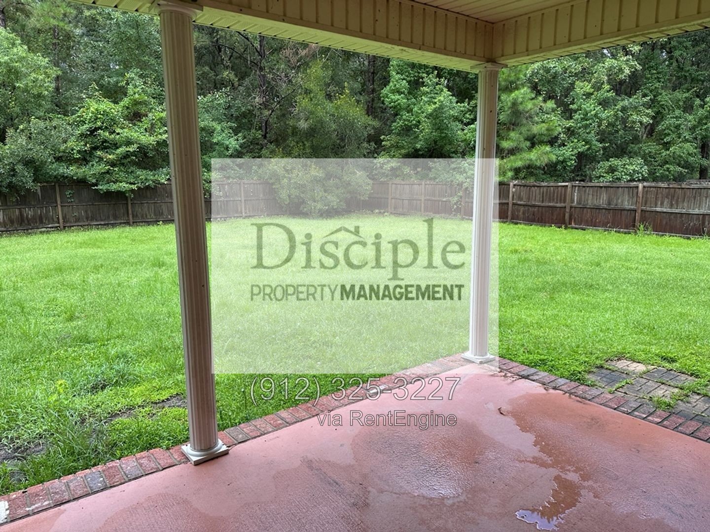 Available Now! 300 Lake Shore Drive in Midway! property image