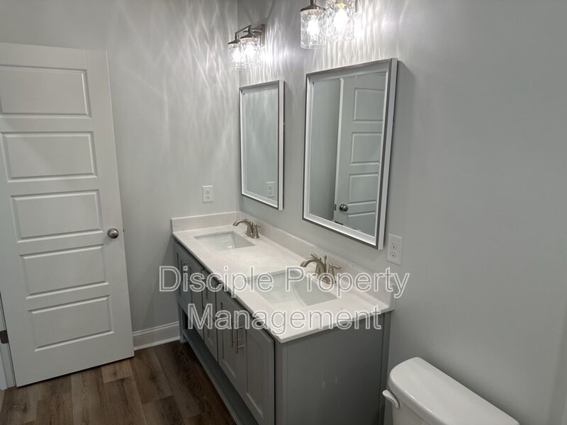 *JUST REDUCED W/ MOVE IN SPECIAL* $500 off the first month's rent with a signed lease by 01/16/2026 for 20 Owens Road property image