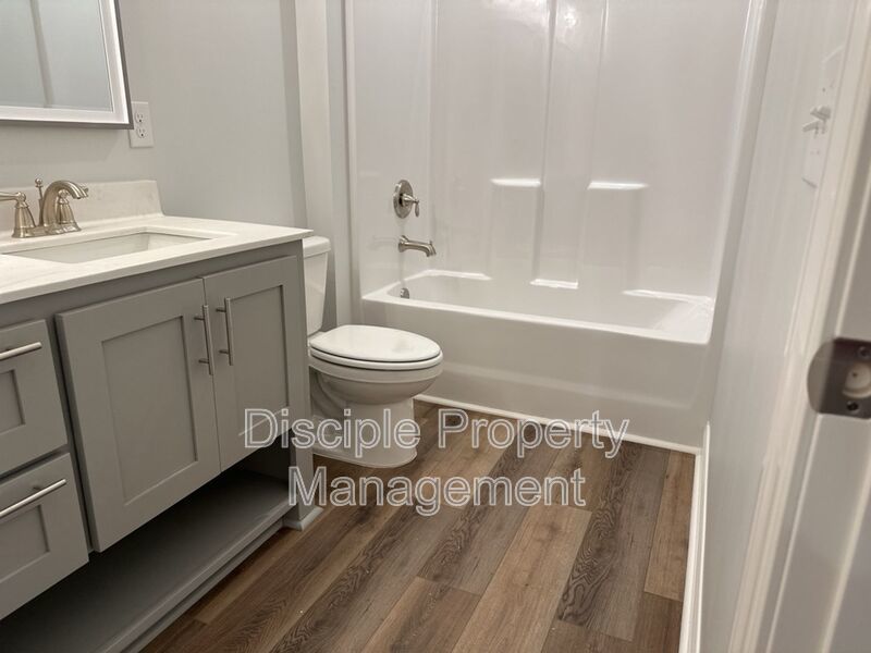 *JUST REDUCED W/ MOVE IN SPECIAL* $500 off the first month's rent with a signed lease by 01/16/2026 for 20 Owens Road property image